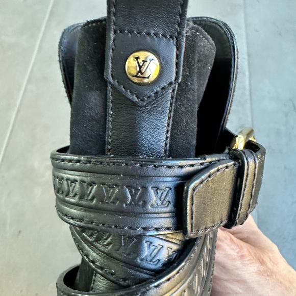 Louis Vuitton Heeled Ankle Boots - Picture 5 of 6